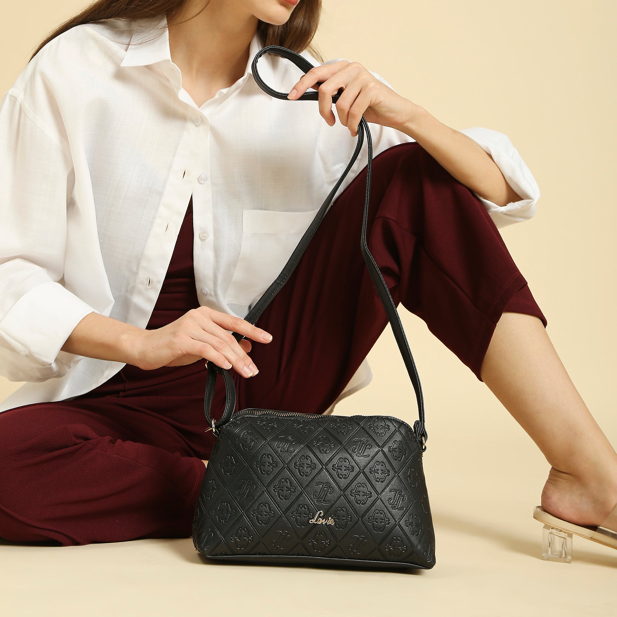 Lavie black sling online bag